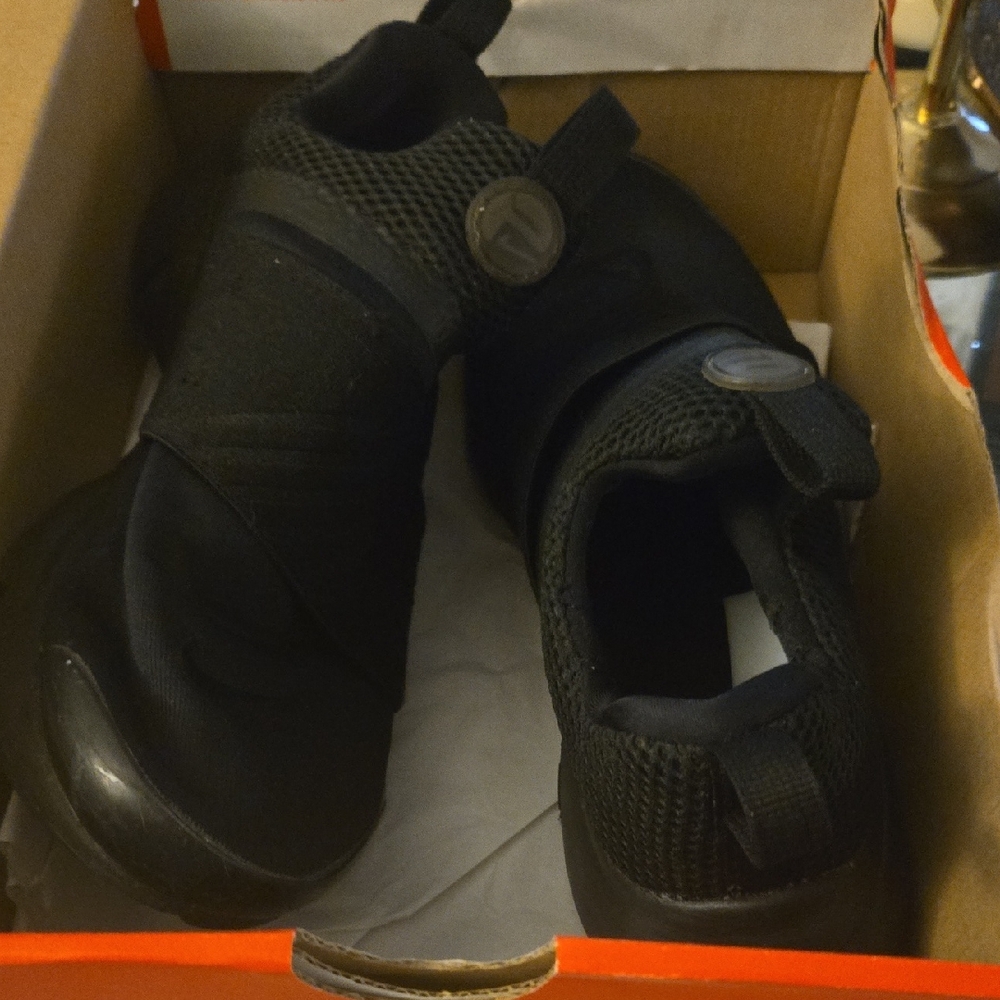 Nike Presto (GS) Black Slip-On Sneakers